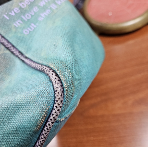 Auth LOUIS VUITTON LV Monogram Richard Prince Heartbreak Jokes $2850 ori… - Picture 7 of 16